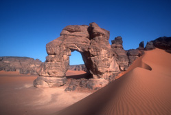 GEO-Naturreisen - Naturreisen weltweit - Libyen - Felsbogen